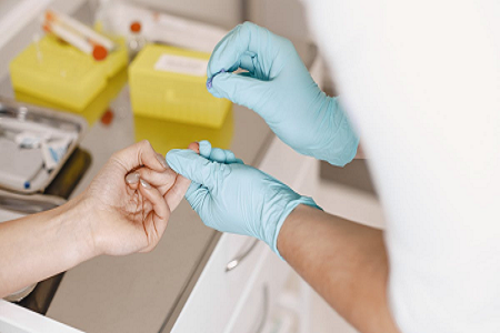 Babio Dengue Rapid Test Kit (Colloidal Gold): Solusi Deteksi Cepat dan Andal